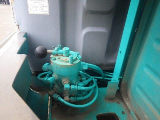 ขายค่ะ KOBELCO SK60-3  MARK V SUPER เก่าญี่ปุ่น ใช่้งานมาน้อย  2700 ชม. เครื่องปั้มสวยค่ะ