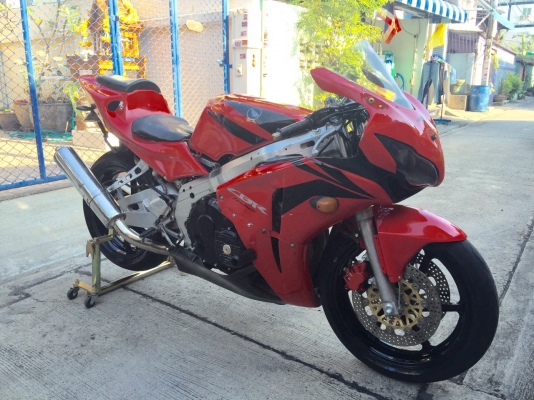 CBR 400 ปี89 ทะเบียนแท้ 67,000 บาท รับซื้อขายแลกเปลี่ยนคับ