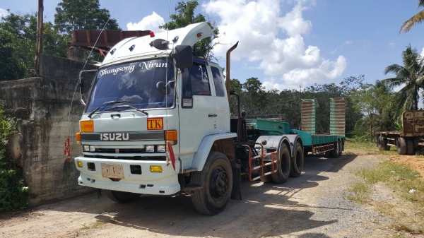 ขายรถบรรทุก 18 ล้อหัวลากพร้อมหางโลเบต ISUZU ROCKY 240 แรงม้านางฟ้าแท้ หางโลเบตพนัส 2 เพลา ราคา 1350000