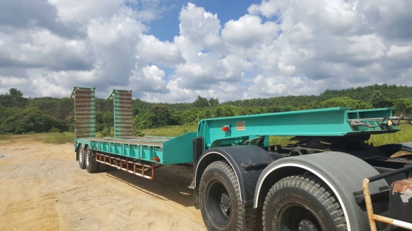 ขายรถบรรทุก 18 ล้อหัวลากพร้อมหางโลเบต ISUZU ROCKY 240 แรงม้านางฟ้าแท้ หางโลเบตพนัส 2 เพลา ราคา 1350000