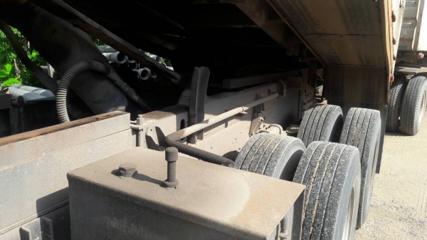 รถฮีโน่ 10 ล้อดั้ม 344 แรงม้า. ปี 56. ( รถวิ่ง 1xx,xxx กว่า กม. ) , ( ขาย แม่ , ลูก. )    สนใจติดต่อ  081 - 6079515