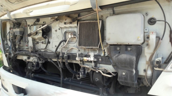 รถฮีโน่ 10 ล้อดั้ม 344 แรงม้า. ปี 56. ( รถวิ่ง 1xx,xxx กว่า กม. ) , ( ขาย แม่ , ลูก. )    สนใจติดต่อ  081 - 6079515