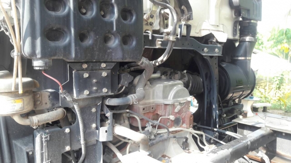 รถฮีโน่ 10 ล้อดั้ม 344 แรงม้า. ปี 56. ( รถวิ่ง 1xx,xxx กว่า กม. ) , ( ขาย แม่ , ลูก. )    สนใจติดต่อ  081 - 6079515