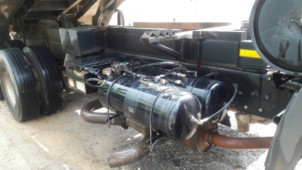 รถฮีโน่ 10 ล้อดั้ม 344 แรงม้า. ปี 56. ( รถวิ่ง 1xx,xxx กว่า กม. ) , ( ขาย แม่ , ลูก. )    สนใจติดต่อ  081 - 6079515