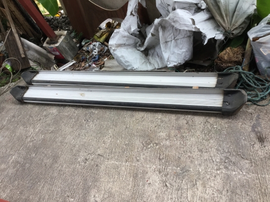 ขาย บันไดข้าง และ แรคหลังรถแวน