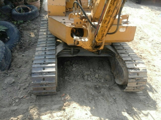 ขายรถแบคโฮ 2 คัน 1.KOMATSU PC20-2 ตัวเดินรุ่น1 ปั๊มนิ้ว 2.KOMATSU PC10-3 ราคา 160000 กับ 100000