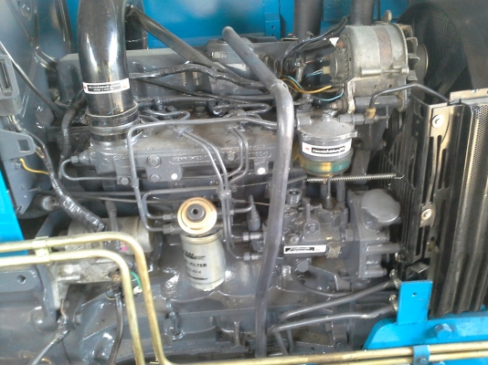 ขายฟอดร์สองเพา 6640 คาราโร่ดันหน้าหางสาม พร้อมทะเบืยน