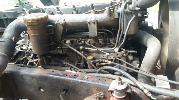 รถบรรทุก 6 ล้อดัมพ์ ยี่ห้อ ISUZU  เครื่อง 145 แรงม้า เป็นรถห้างไม่ใช้รถประกอบ