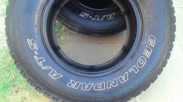 265/70R16 YOKOHAMA GE0LENDAR  H/T-S ชุด 4 เส้น tel.081-427-3941 ไอดีไลน์ autobot107