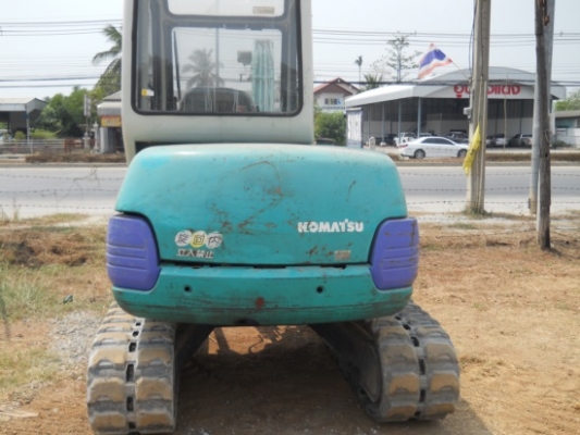 ขายรถนอกเก่าญี่ปุ่น komatsu pc40-7 หัวเก๋งรถสวยราคาถูก สนใจโทร 092-3309229 อี๊ด