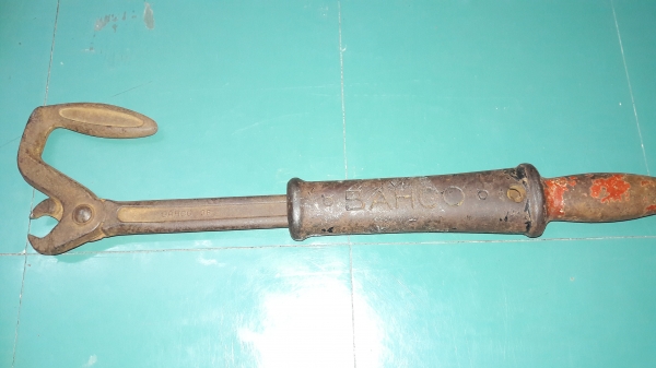 ขายคีมถอนตะปู BAHCO 38 MADE IN  INDIA.มือสอง