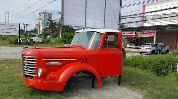 ขายโปรเจค hotrod ไม่มีเวลาทำครับ ขาย 35000 บาท หัวไฟเปลี่ยนเป็นใส่หัวเล็กแล้วนะครับ ตามสภาพครับ 089-8320100