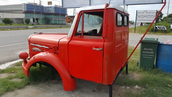 ขายโปรเจค hotrod ไม่มีเวลาทำครับ ขาย 35000 บาท หัวไฟเปลี่ยนเป็นใส่หัวเล็กแล้วนะครับ ตามสภาพครับ 089-8320100