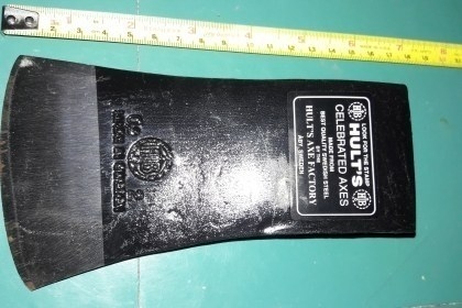 ขายหัวขวานตราเสือ HULT'S CELEBRATED AXES. MADE IN SWEDEN.