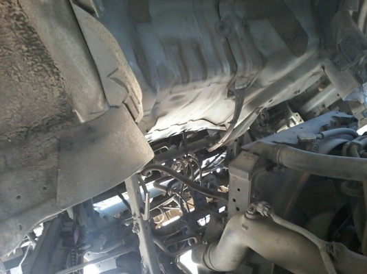 รถ 6 ล้อ ISUZU หัวตึก NQR เครื่อง 175 แรง ปี 55