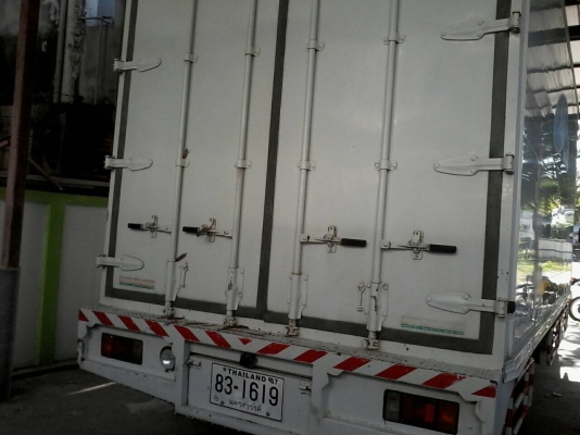 รถ 6 ล้อ ISUZU หัวตึก NQR เครื่อง 175 แรง ปี 55