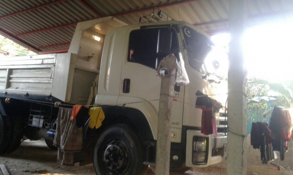ขายรถบรรทุก 6 ล้อดัมพ์ ISUZU FTR 240 แรงม้าปี 2553 ไมล์ 203560 ราคา 1250000