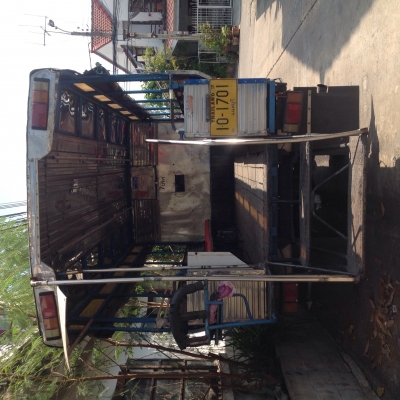 ขายรถ6ล้อกลางdaihatsu เครื่อง4BE-1