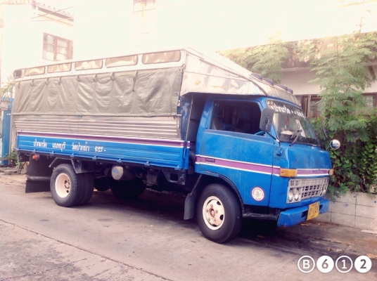 ขายรถ6ล้อกลางdaihatsu เครื่อง4BE-1