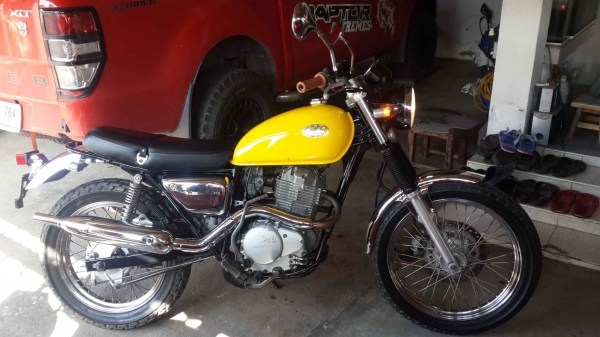 ขาย Honda Cl 400 Scrambler สภาพสวยๆพร้อมใช้ เอกสาร inv ครบครับ