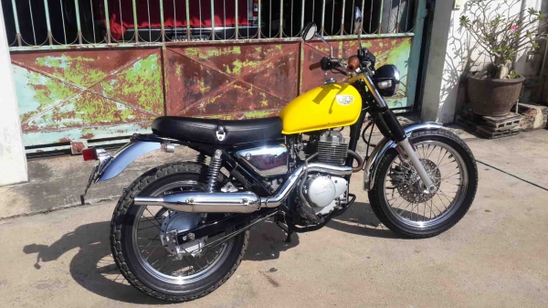 ขาย Honda Cl 400 Scrambler สภาพสวยๆพร้อมใช้ เอกสาร inv ครบครับ