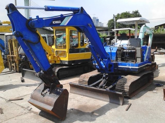 KOBELCO SK 042  สภาพพร้อมใช้