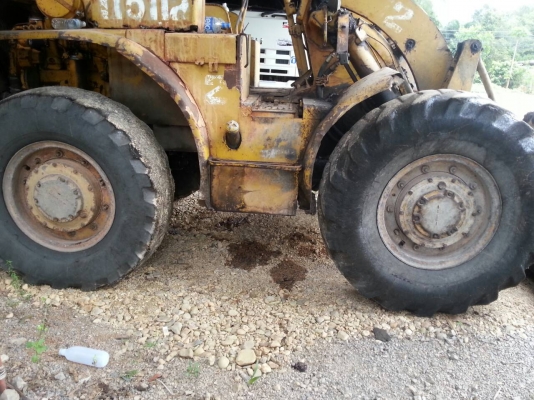 รถตักล้อยาง ยี่ห้อ CAT รุ่น 922B รถตักล้อยาง ยี่ห้อ CAT รุ่น 922B