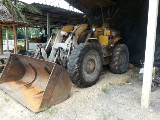 รถตักล้อยาง ยี่ห้อ CAT รุ่น 922B รถตักล้อยาง ยี่ห้อ CAT รุ่น 922B