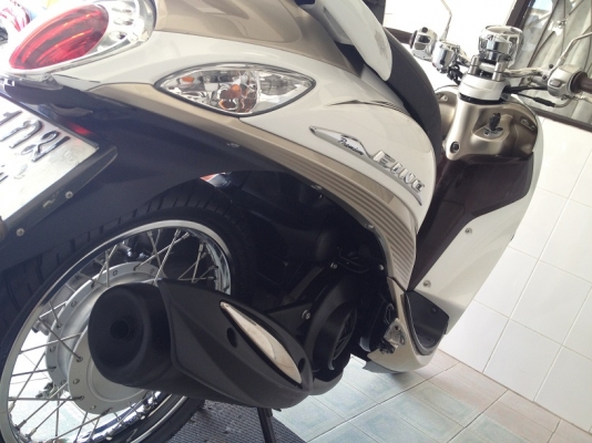 Fino Fi ลายPremium รถบ้าน วิ่งน้อย ปลายปี56 (ของแถม 4 รายการ)