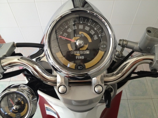 Fino Fi ตัวTop ลายPremium วิ่ง9000 ปี57 (ของแถม 4 รายการ)