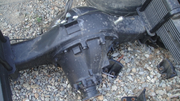 เฟืองท้ายพร้อมแหนบ ISUZU FTR240แรง สภาพใหม่มาก