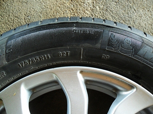 แม็กรถเก๋งแท้ 4รู100 ยางมิชลินดอกหนา ลงพื้นปลายปี13 (4ล้อ4,000) แม็กรถเก๋งแท้ 4รู100 ยางมิชลินดอกหนา ลงพื้นปลายปี13 (4ล้อ4,000)