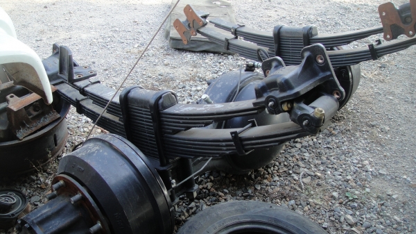 เฟืองท้ายพร้อมแหนบ ISUZU FTR240แรง สภาพใหม่มาก