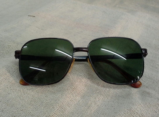 แว่นตาแฮนด์เมดผู้ดีอังกฤษ  Continental made in UK  บิ๊กไซซ์!