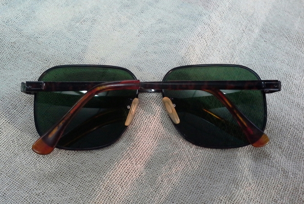 แว่นตาแฮนด์เมดผู้ดีอังกฤษ  Continental made in UK  บิ๊กไซซ์!