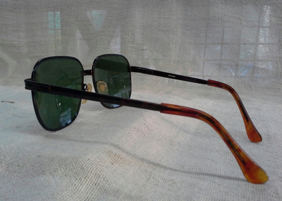 แว่นตาแฮนด์เมดผู้ดีอังกฤษ  Continental made in UK  บิ๊กไซซ์!