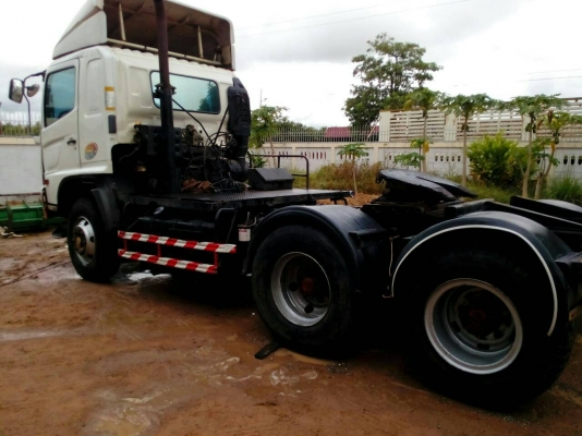 ขายรถหัวลาก 10 ล้อ 2 เพลา HINO 320 ปี.46 รถสวย ราคา1180000 สนใจรีบจองด่วน