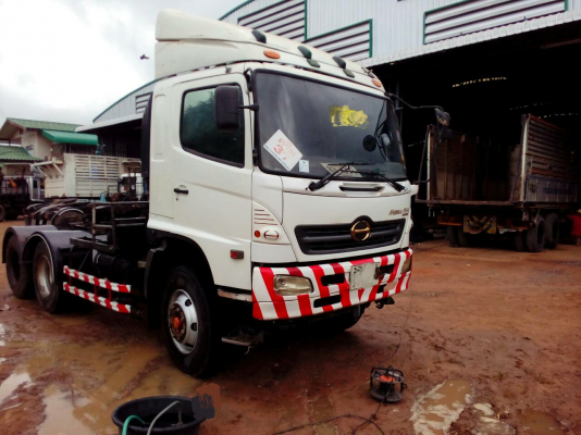 ขายรถหัวลาก 10 ล้อ 2 เพลา HINO 320 ปี.46 รถสวย ราคา1180000 สนใจรีบจองด่วน