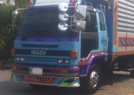 **699,000 บ.ต่อรอง///6ล้อดั้มเกษตรROCKY-175**ขายISUZU ROCKY-175 6ล้อดั้มเนียมเกษตรสวยๆ ROCKY FSR12HA 6BG1-175HP ปี39 เครื่อง175แรง แห้งๆ แน่นๆ ไม่มีเยิ้ม แรงดี ประหยัด อึด เกียร์ร็อคใหญ่6เกียร์เดิมหน้า7เกียร์ถอย พร้อมลุย ไม่มีหอน เข้าง่าย ช่วงล่างFหน้า-หล **699,000 บ.ต่อรอง///6ล้อดั้มเกษตรROCKY-175**ขายISUZU ROCKY-175 6ล้อดั้มเนียมเกษตรสวยๆ ROCKY FSR12HA 6BG1-175HP ปี39 เครื่อง175แรง แห้งๆ แน่นๆ ไม่มีเยิ้ม แรงดี ประหยัด อึด เกียร์ร็อคใหญ่6เกียร์เดิมหน้า7เกียร์ถอย พร้อมลุย ไม่มีหอน เข้าง่าย ช่วงล่างFหน้า-หล