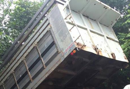 **940,000 บ.ต่อรอง/// 10ล้อ HINO FM3M M10C-240แรง 2เพลาดั้ม กระบะดั้มเหล็กข้างเนียม พร้อมใช้งาน **ขาย HINO FM3M-240แรง 10ล้อ2เพลาดั้ม กระบะดั้มเหล็กข้างมิเนียม สภาพดี พร้อมใช้งาน ราคาเบาๆ HINO FM3MNLD M10C-240HP ปี45 เครื่องเดิม เกียร์เดิม ครับ เครื่องดี **940,000 บ.ต่อรอง/// 10ล้อ HINO FM3M M10C-240แรง 2เพลาดั้ม กระบะดั้มเหล็กข้างเนียม พร้อมใช้งาน **ขาย HINO FM3M-240แรง 10ล้อ2เพลาดั้ม กระบะดั้มเหล็กข้างมิเนียม สภาพดี พร้อมใช้งาน ราคาเบาๆ HINO FM3MNLD M10C-240HP ปี45 เครื่องเดิม เกียร์เดิม ครับ เครื่องดี