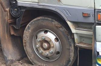 **940,000 บ.ต่อรอง/// 10ล้อ HINO FM3M M10C-240แรง 2เพลาดั้ม กระบะดั้มเหล็กข้างเนียม พร้อมใช้งาน **ขาย HINO FM3M-240แรง 10ล้อ2เพลาดั้ม กระบะดั้มเหล็กข้างมิเนียม สภาพดี พร้อมใช้งาน ราคาเบาๆ HINO FM3MNLD M10C-240HP ปี45 เครื่องเดิม เกียร์เดิม ครับ เครื่องดี **940,000 บ.ต่อรอง/// 10ล้อ HINO FM3M M10C-240แรง 2เพลาดั้ม กระบะดั้มเหล็กข้างเนียม พร้อมใช้งาน **ขาย HINO FM3M-240แรง 10ล้อ2เพลาดั้ม กระบะดั้มเหล็กข้างมิเนียม สภาพดี พร้อมใช้งาน ราคาเบาๆ HINO FM3MNLD M10C-240HP ปี45 เครื่องเดิม เกียร์เดิม ครับ เครื่องดี