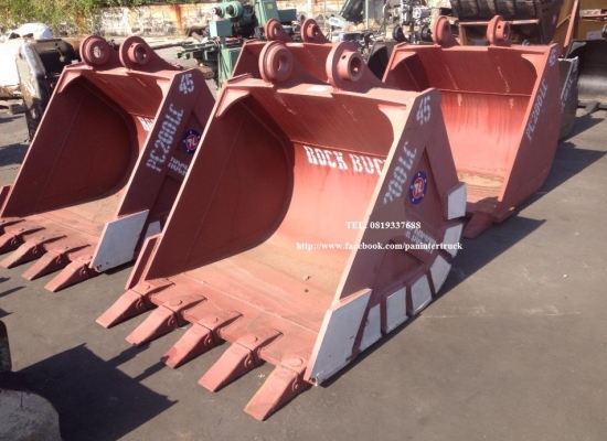 BUCKET บุ๊งกี๋สำหรับรถขุดไซค์ 200 สลัก 80 มิล/ แบบมีปีกข้าง /5 ฟัน สินค้าใหม่ ยังไม่เคยใช้งาน ราคาเพียง(ใบละ) 46,000 บาท สนใจรีบติดต่อ 0819337688