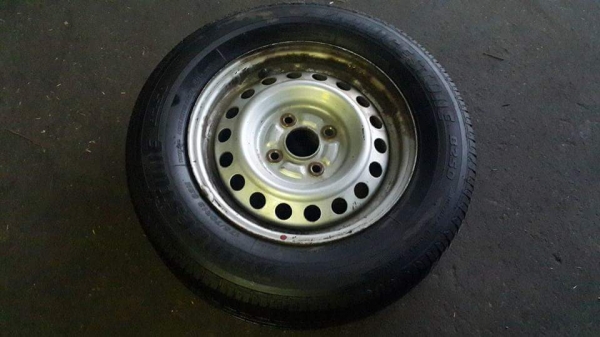 ล้อกระทะพร้อมยาง ขอบ 13 4รู100 ครบชุด