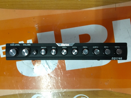 ขายปรีแอมป์ Clarion EQS746 เสียงดีแนว SQ แถม TV 6.4" ฟรี