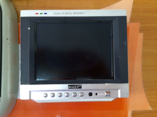 ขายปรีแอมป์ Clarion EQS746 เสียงดีแนว SQ แถม TV 6.4" ฟรี ขายปรีแอมป์ Clarion EQS746 เสียงดีแนว SQ แถม TV 6.4" ฟรี