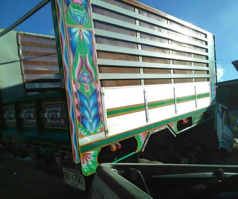 หกล้อ HiNo KM 777 ดั้มมีเนียม ค็อกเกษตร สภาพดีสวย แอร์เย็นๆพร้อใช้ ทะเบียนพร้อมโอน