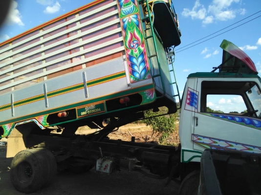 หกล้อ HiNo KM 777 ดั้มมีเนียม ค็อกเกษตร สภาพดีสวย แอร์เย็นๆพร้อใช้ ทะเบียนพร้อมโอน