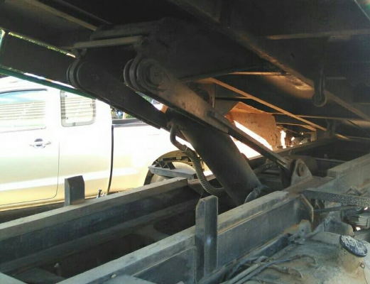 หกล้อ HiNo KM 777 ดั้มมีเนียม ค็อกเกษตร สภาพดีสวย แอร์เย็นๆพร้อใช้ ทะเบียนพร้อมโอน