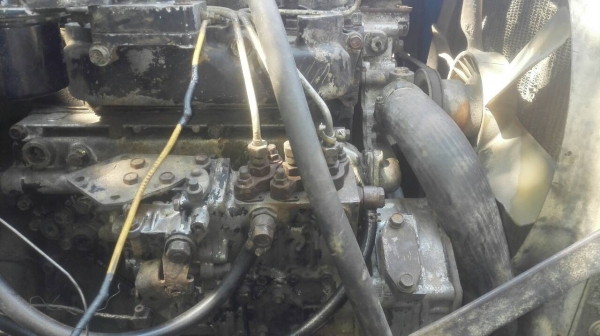 ขายรถแบคโฮ KOBELCO SK042 ปั๊มนิ้ว คอลโทรลสั้น ราคา 270000