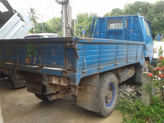 โตโยต้า BU 20 เครื่องดี แซสซีสวยคับ สีไม่สวยเบาะมีขาดคับ โตโยต้า BU 20 เครื่องดี แซสซีสวยคับ สีไม่สวยเบาะมีขาดคับ